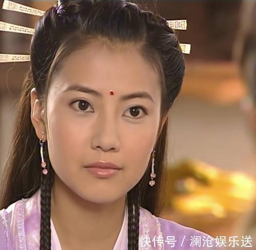 黄衫女子|倚天后传小昭重回中土,让陈友谅血溅当场,带着张无忌回到波斯