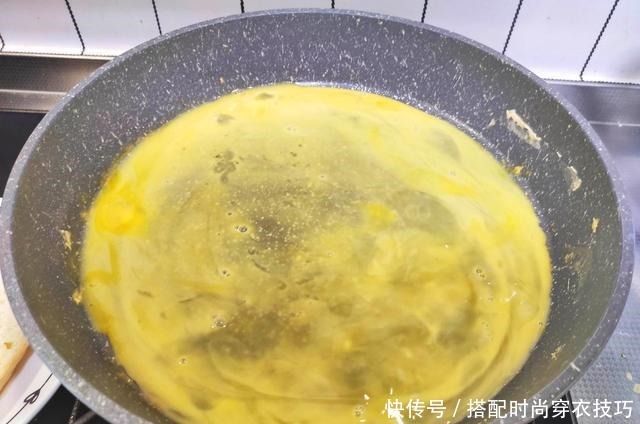 烤箱|元气满满的早餐,只需5分钟搞定,无需烤箱做法简单,营养百分百