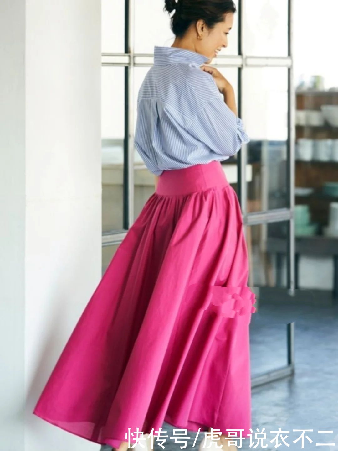 彩色系|50岁微胖女人懂穿衣更优雅，日本顶级搭配师的夏日私服，优雅气质