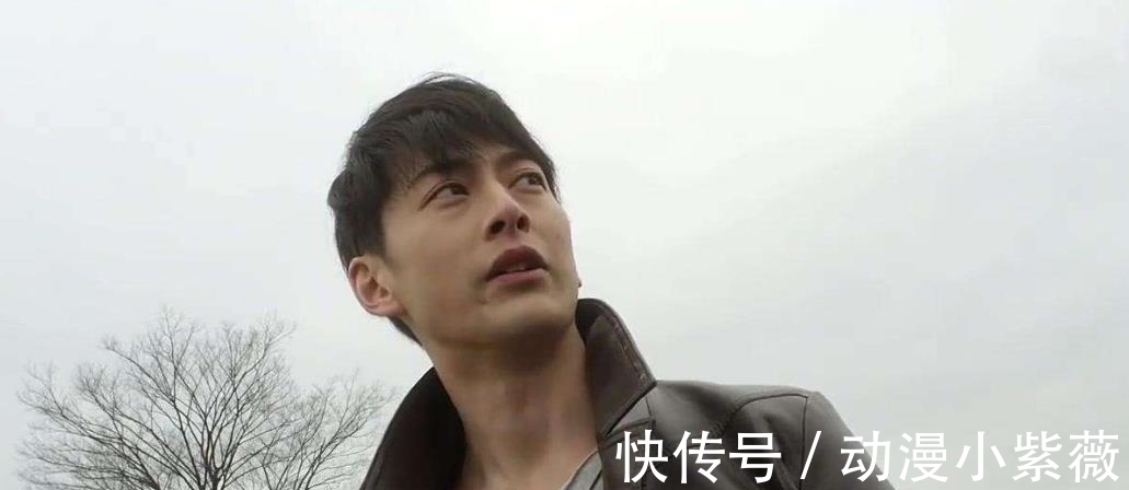 泽塔奥特曼|欧布奥特曼人间体沦为油管游戏主播,真就是英雄迟暮?