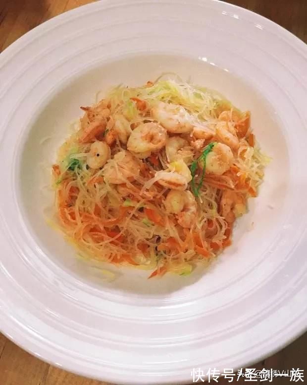 天冷了多吃点热乎的菜,分享12道适合冬天吃的菜,暖身又暖胃