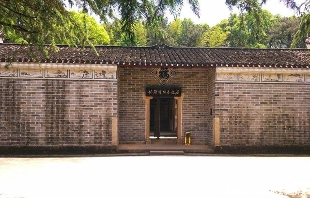 老年|陈琮英:幼年丧母,中年丧夫,老年丧子,坚强一生,高寿101岁