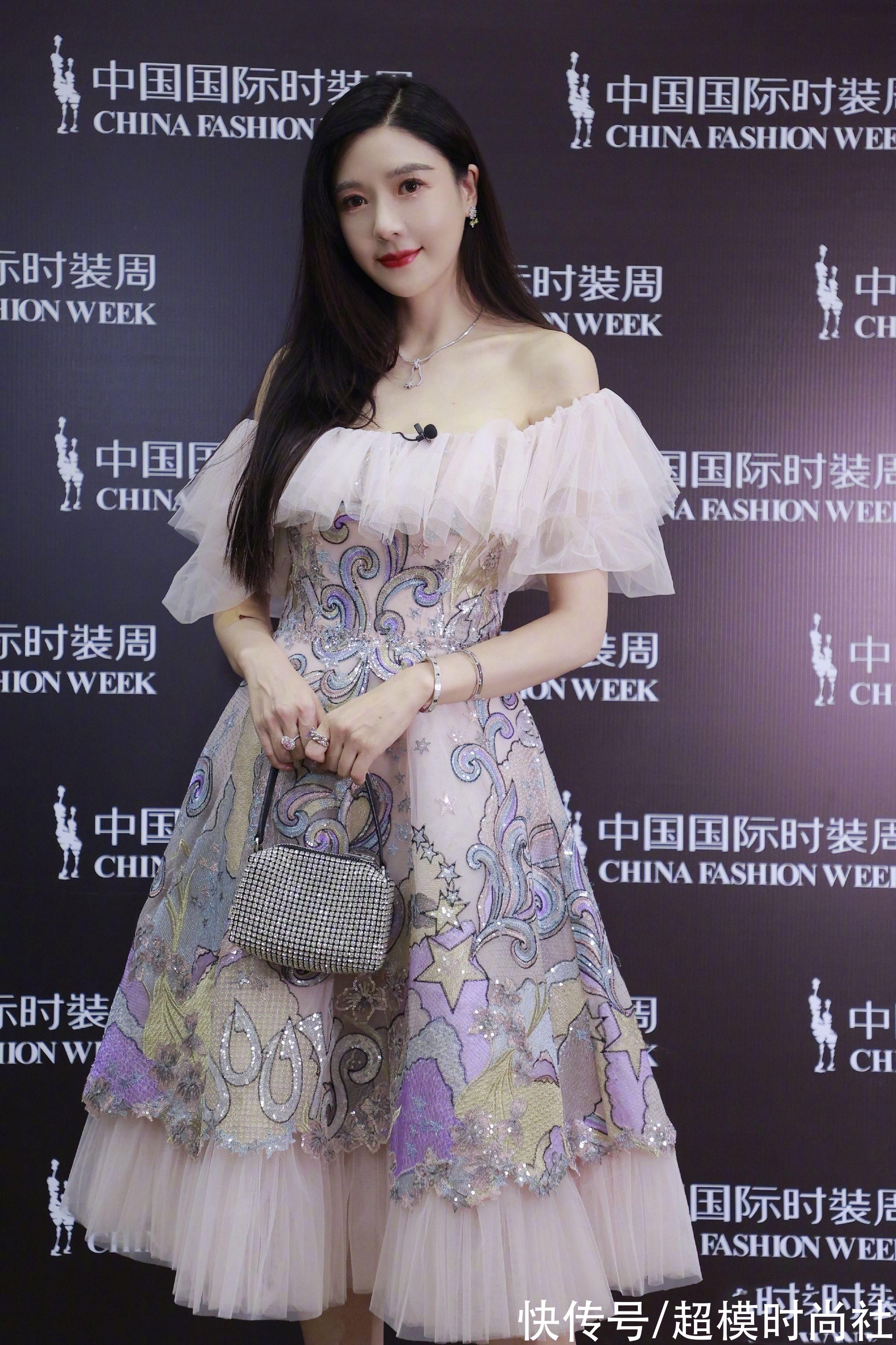 减肥|明星减肥各显神通，健身都用小物件帮忙，是智商税还是“真神器”