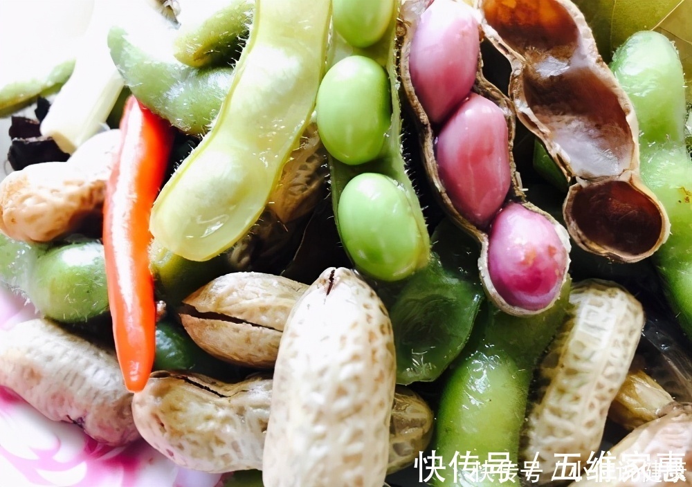 宵夜|这3种适合晚上吃的食物,不仅好吃不怕胖,而且有助于睡眠