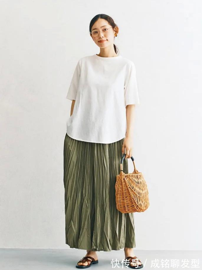 清新|三四十岁别穿得老气,试试简约自然的森系穿搭,清新随意又显年轻