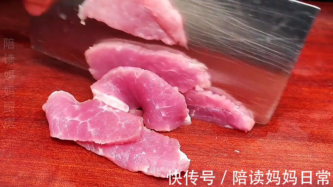 炒蒜苔时切记不要直接下锅炒,多加2步脆嫩入味营养又下饭 ,超赞