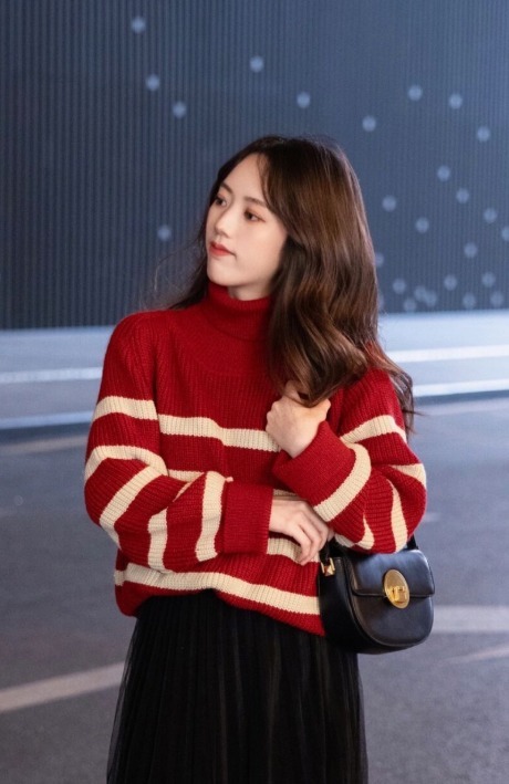 半身裙 针织衫配裤子还是裙子更好看?建议你两个都选,这样搭美极了!