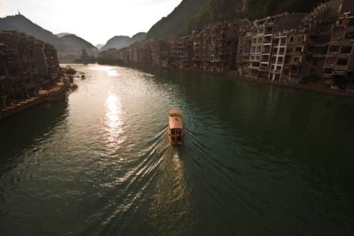 中年|贵州一个“良心”的古镇，2300多年历史，是5A景区却没有门票