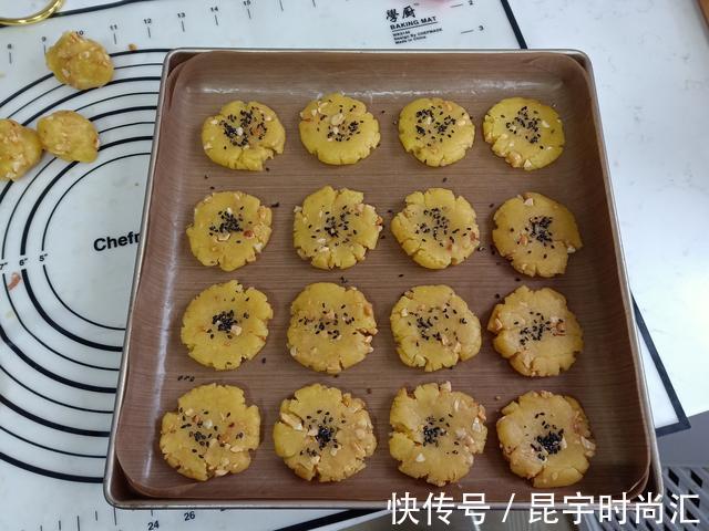 烤箱|我家桃酥从不买,5年来一直自己做,又香又酥,比买的好吃多了