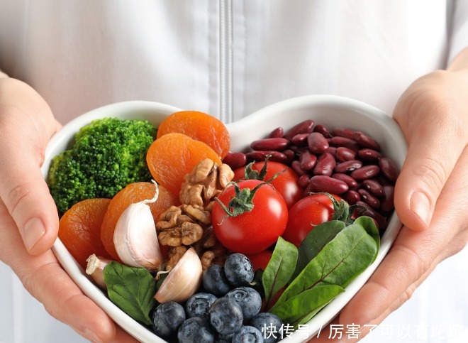 健康|血管的“清道夫”,不是蜂蜜,每天喝两口,冲血管,呵护血管健康