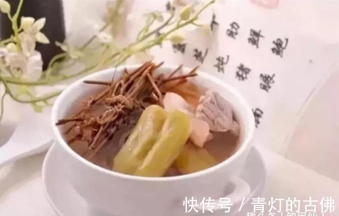 美食推荐：龙井茶香鸡、搓椒土凤、五叶神凉瓜煲猪蹄制作方法