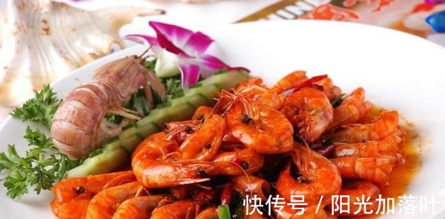 调味料|大虾搭配酱油这样做，比白灼好吃，低盐低脂还不胖，超适合减肥！