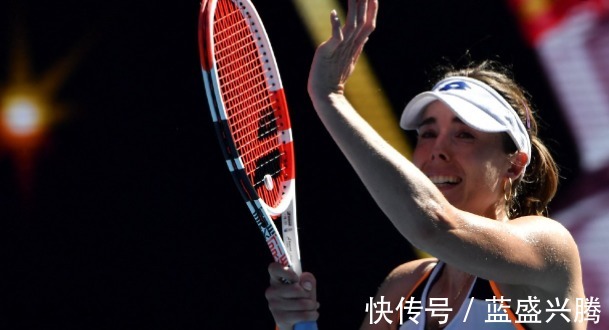 大满贯|喜极而泣、跪地庆祝!32岁老将与00后小将首进澳网八强,致敬传承!