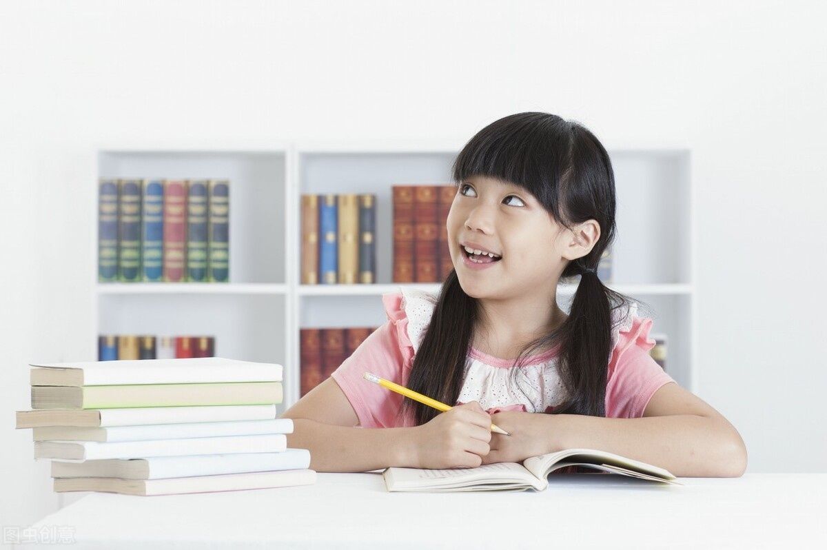 学习成绩|为什么孩子玩手机很专注,但学习、写作业坐不住,小动作多爱玩?