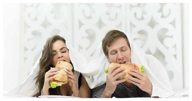 长寿|夫妻间，清晨起床爱做3件事，长寿可能向你“招手”，不妨试一试