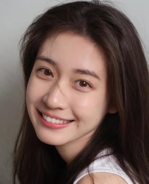 你属于“素颜脸”还是“带妆脸”女生，主要看这些，你中了几个？