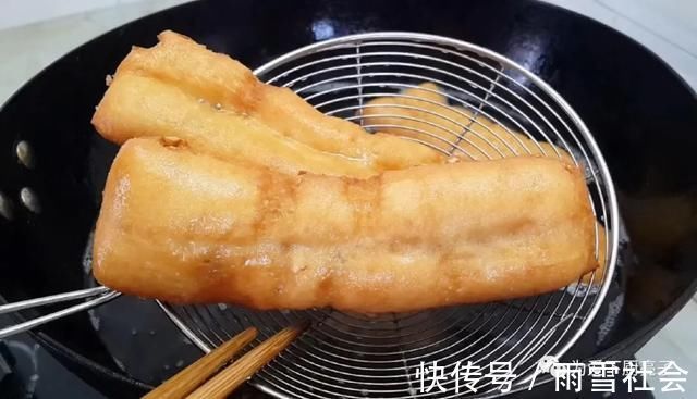 包子|早餐别烙饼吃包子了，教你新吃法，香酥又松软，比面包烧饼还好吃