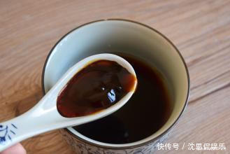 酱油|花蛤又出新吃法,不炒也不炖,加上酱油和蚝油,3分钟就能做好