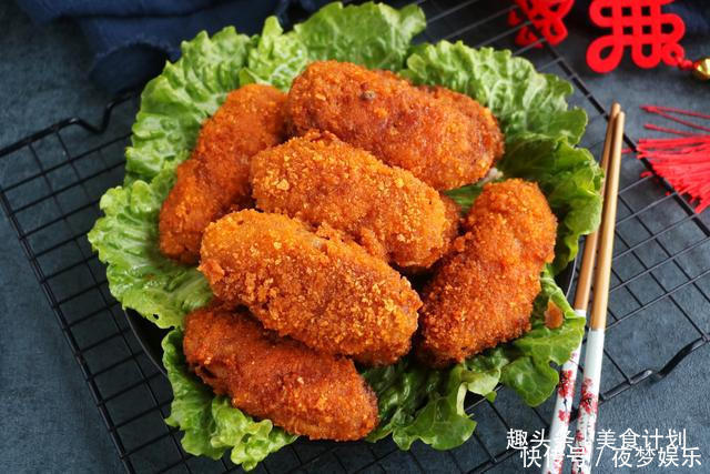 年夜饭,鸡翅别再红烧了,简单一做,外焦里嫩,比油炸更健康!