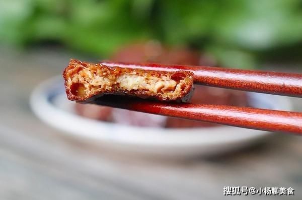做法|三伏天，豆腐别在炖了，教你教你豆腐新做法，不炖不煮，比肉还香