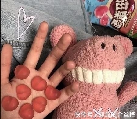 接吻|让嘴巴“越来越臭”的4种零食,学生党却爱不释手,难怪接吻被拒