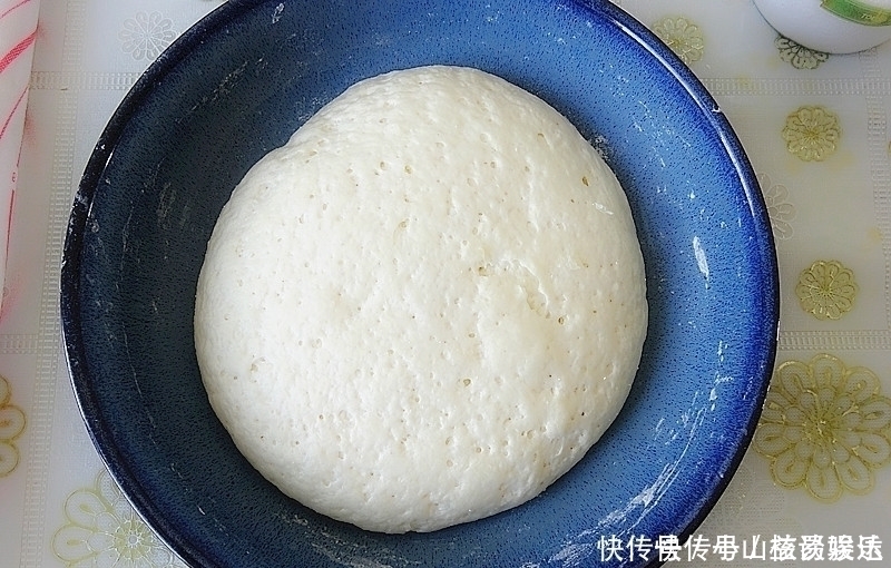 夏天早餐饼这么做,无油烟,香酥又暄松,真好吃,儿子最爱