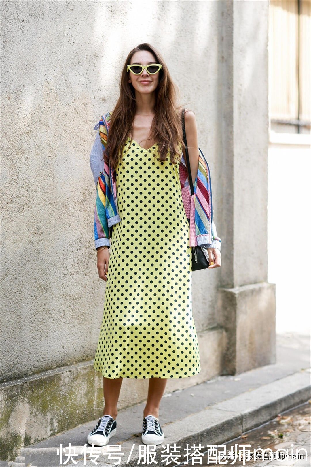 胳膊肉多、怕冷穿不了吊带裙？你需要掌握这3个技能