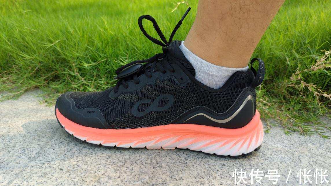 高弹减震稳着陆,跑步更安全,初跑者的新选择|咕咚10K悦弹跑鞋 | 初跑者