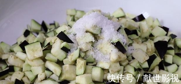 饺子|入秋后，这菜抓紧吃，富含多种维生素，胜过吃良药，包饺子特香