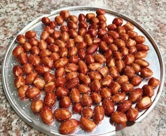 花椒|炸花生米,别用油直接炸!多做1步多加1料,又香又脆,久放不回潮