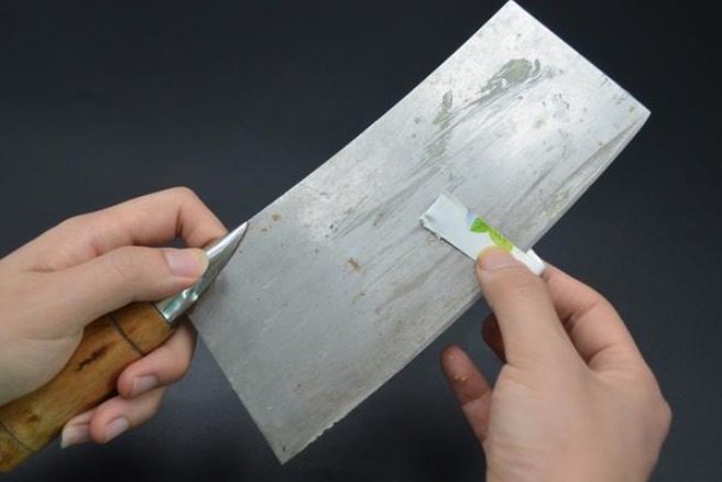 用完的空牙膏管别扔,放在厨房一年省好几百块,邻居见了个个夸好