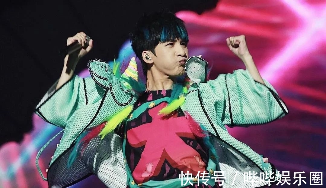 大張偉，別裝了