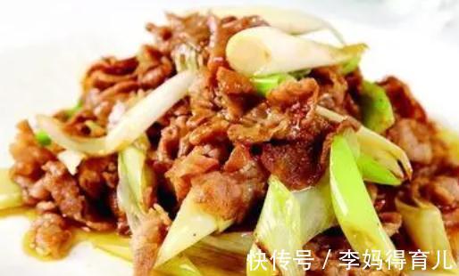 常吃|入冬了每家隔三差五多吃葱香菜,营养美味,补肝明目身体健康