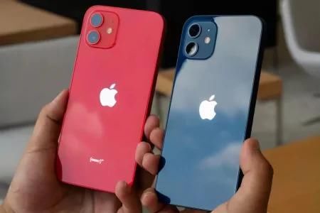 手机|iPhone12mini 降价 800，现货卖不动？不保值才是元凶