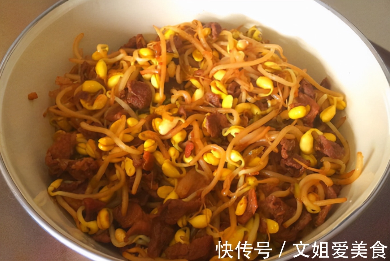 黄豆芽|四季度能吃到的菜,普通实惠2元一斤,营养满满,做法简单