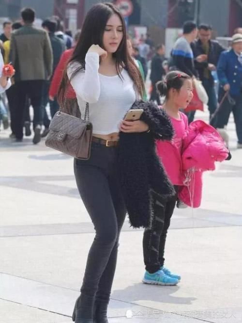 运动|天气渐暖一条美臀又瘦腿的瑜伽裤,让你的运动更加轻松舒适