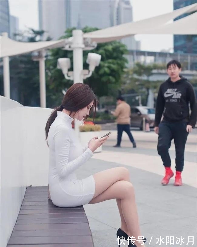 包臀裙 女人为什么都喜欢穿包臀裙和高跟鞋呢