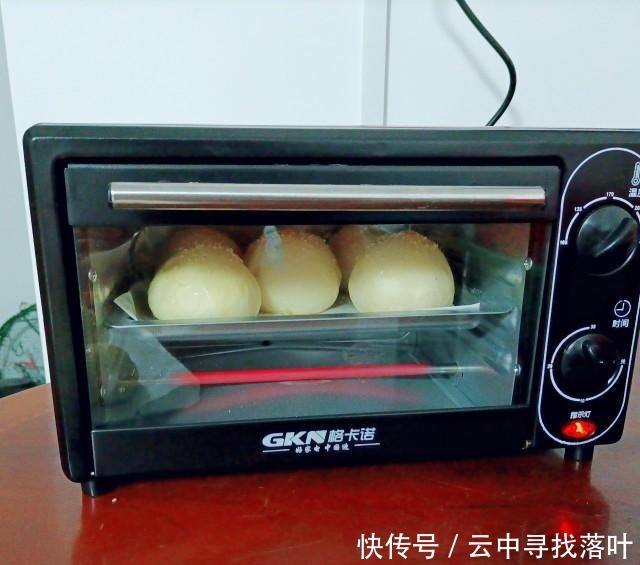 面包|早餐面包,组织柔软,奶香浓郁