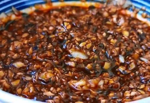 我家排骨从不红烧，加一个鸡蛋，不要炖不水煮，我家每周做3次