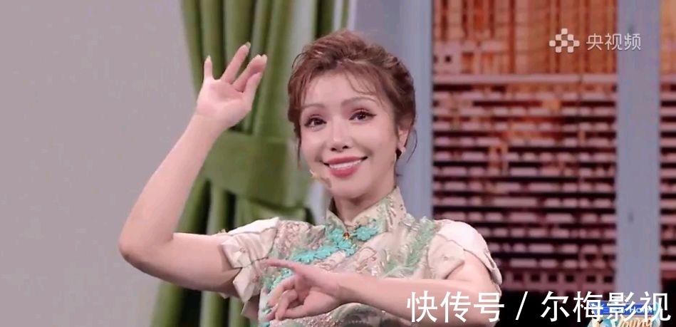 央young之夏|《央young之夏》40位主持8位90后，每一位都是漂亮小姐姐，最小的才24岁