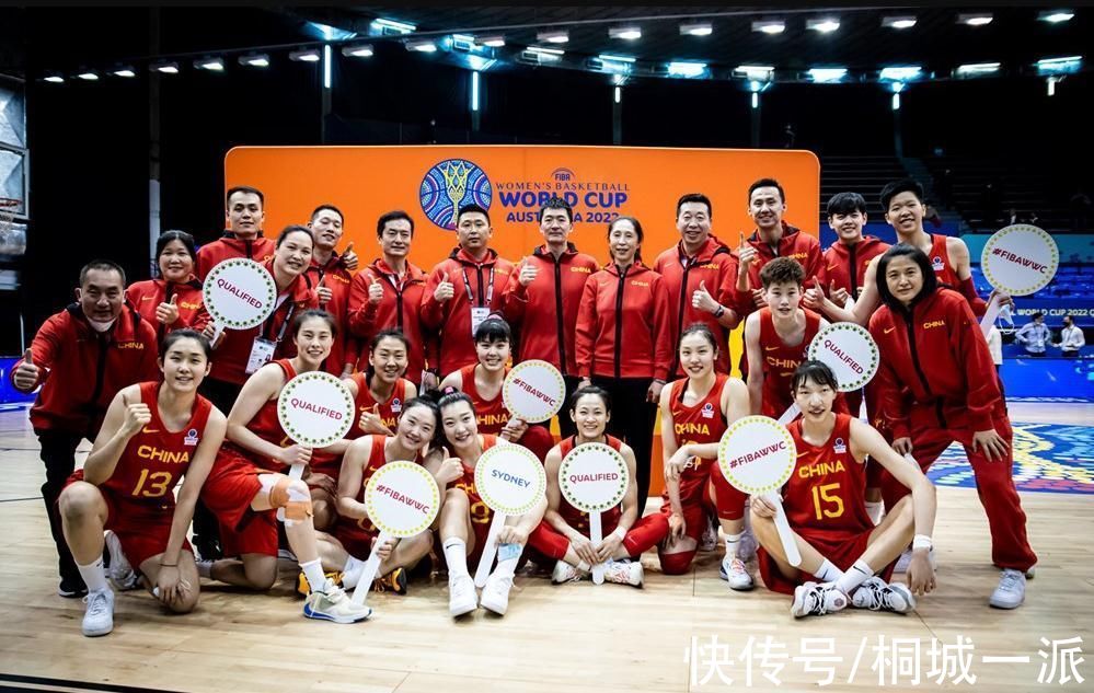 日本女篮|女篮最新世界排名，中国女篮排名第七，网友热议：赢了日本再说
