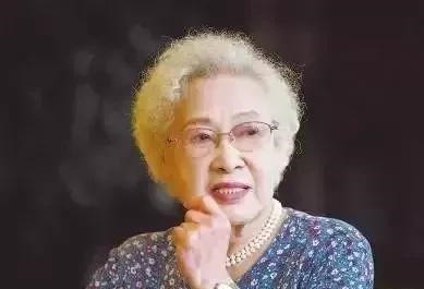 珍珠 唯一可以从20岁戴到80岁的珠宝,每个女人都应该拥有一件