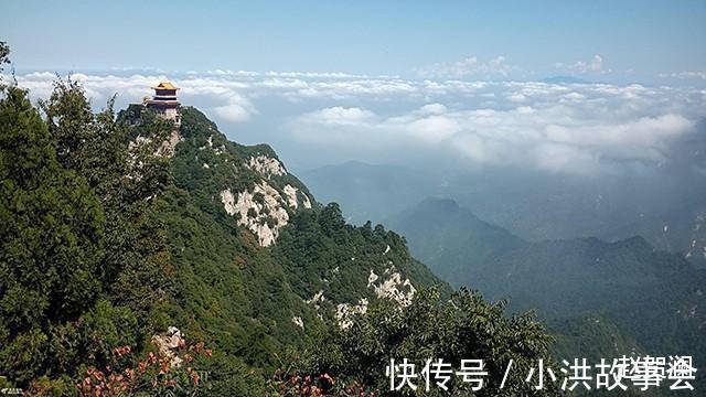 终南山$隐居乱象上万人隐居终南山，真的是远离世俗当地村民却直摇头