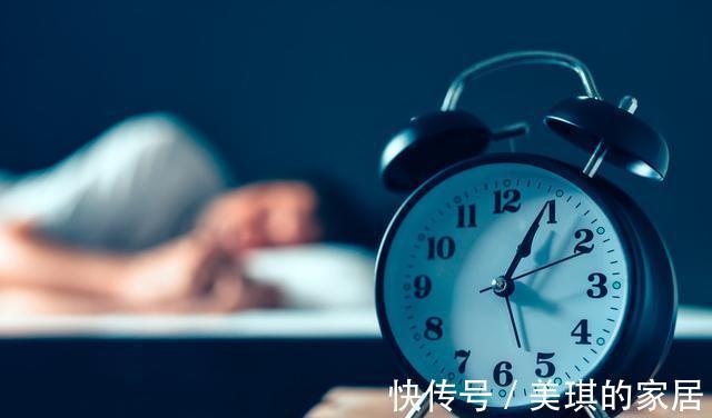 褪黑素|失眠成了常态？别只依赖失眠药物，想睡个好觉，可补充四种营养素