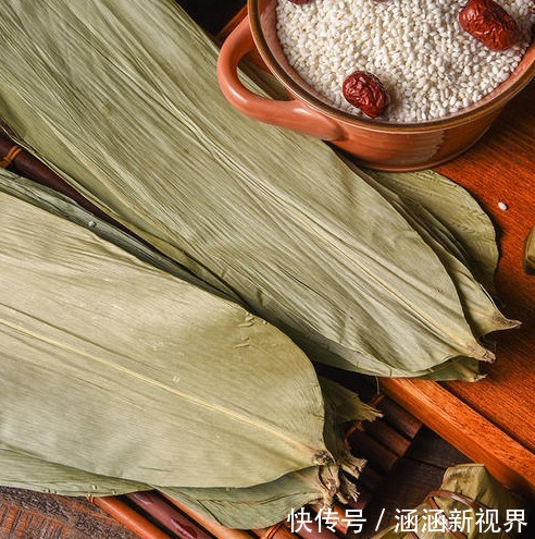 绿油油|端午包粽子,用干粽叶还是鲜粽叶2种区别大,不懂可别乱买