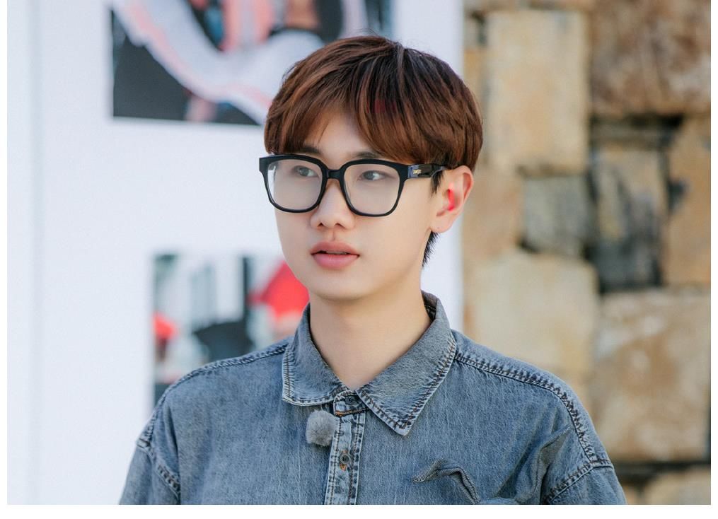 汪苏泷抖包袱失败,让杨洋和范丞丞尴尬,多亏杨迪高情商解围