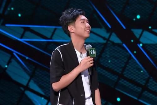 楊笠|《脫口秀大會》：有人晉級成功，有人求婚成功，李誕淚灑現(xiàn)場