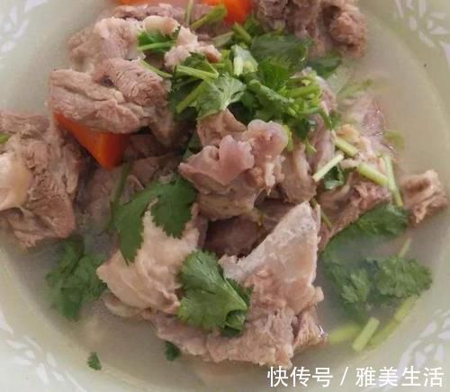 羊肉|在家炖羊肉时,这3样东西一定要放,汤浓肉香,一点膻味也没有