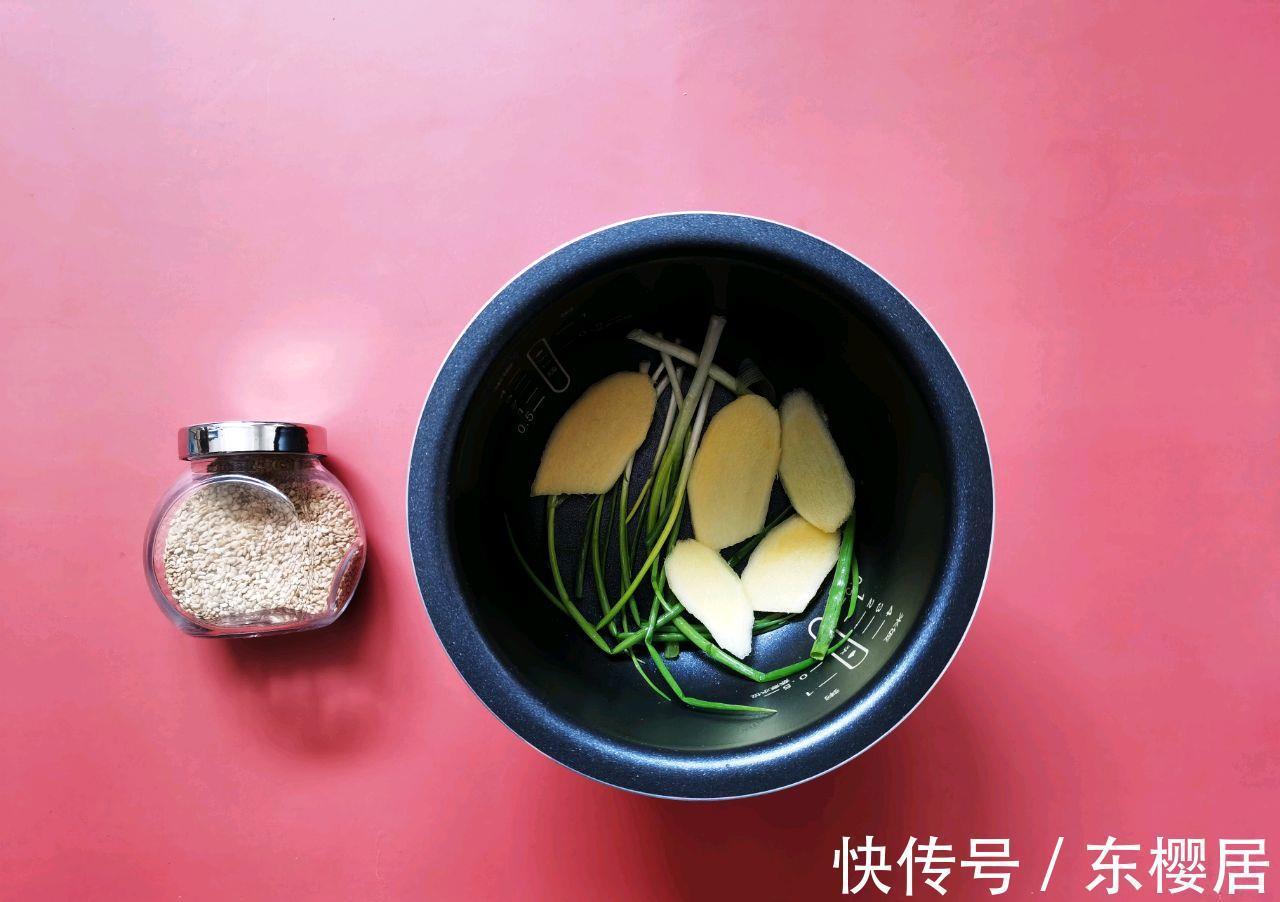 秋季|女人秋季进补，别错过此菜，有电饭锅就能做，气色好人不虚