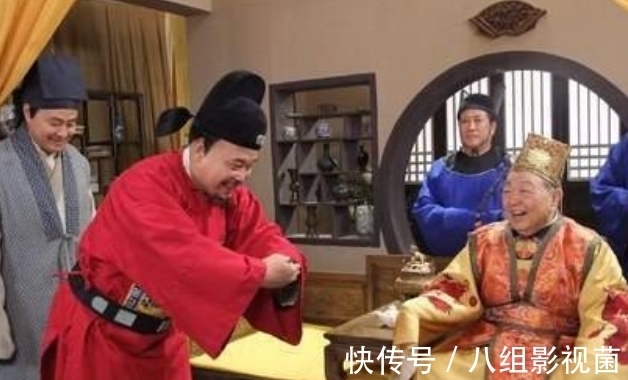 楹柱#秀才写对联暗骂土财主,上联是:一二三四五六七,下联对得更绝妙